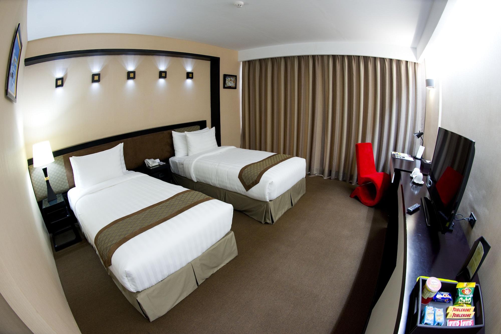Avenue 64 Hotel Янгон Экстерьер фото